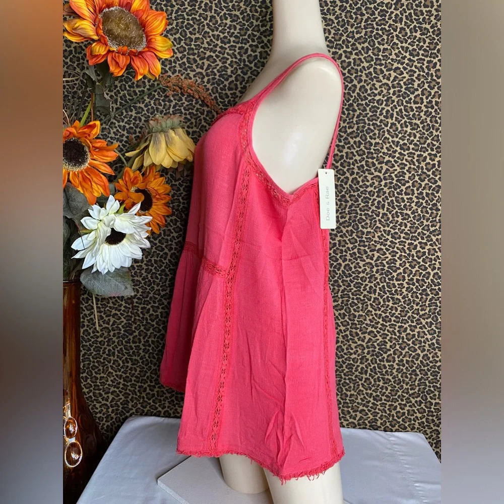 🌴3/$30🌴DOE & RAE Coral Tank Top with Fringe Detail NWT - Picture 3 of 9